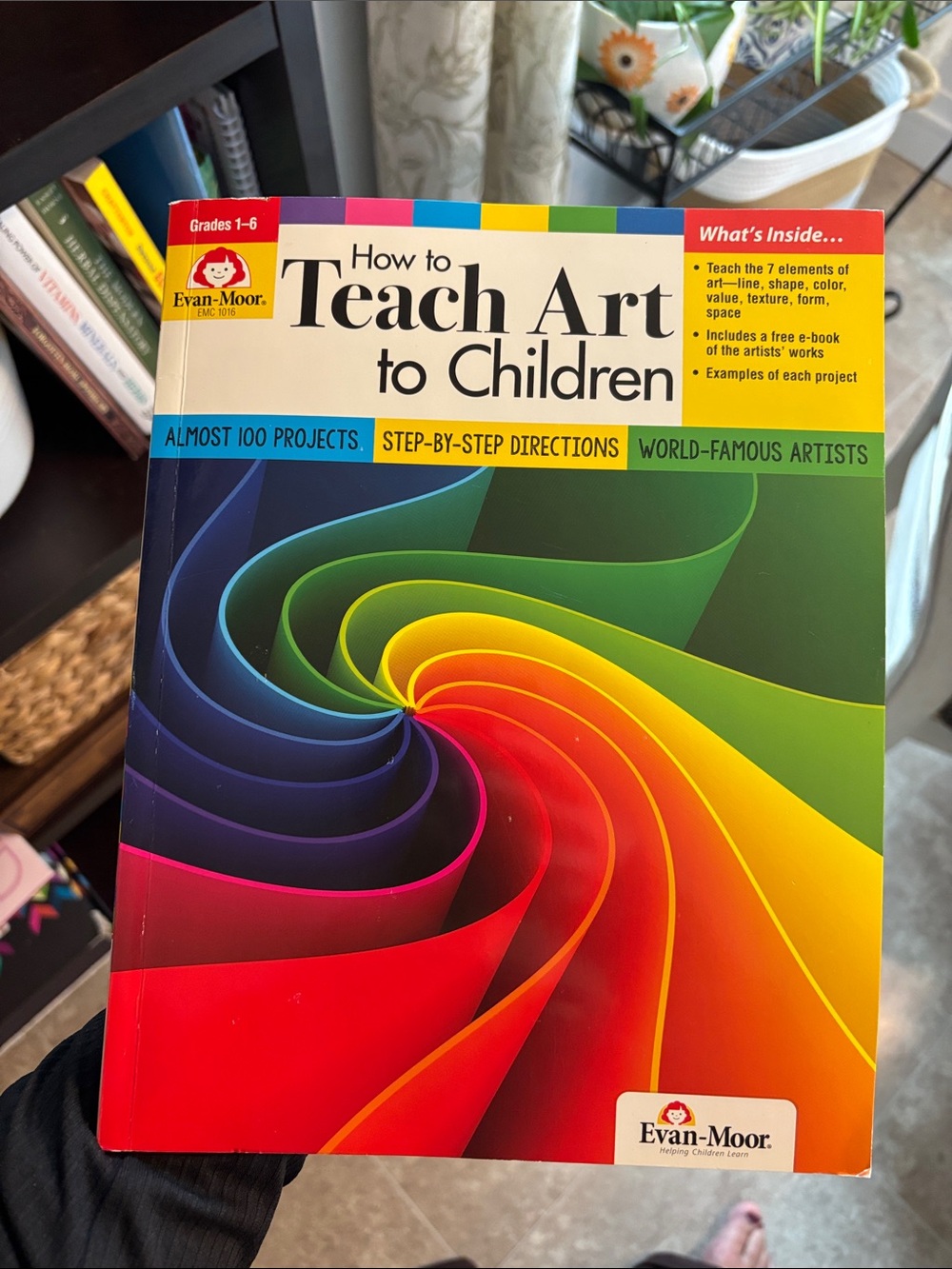 Evan-Moor "How to Teach Art to Children" Colorful Soft Cover